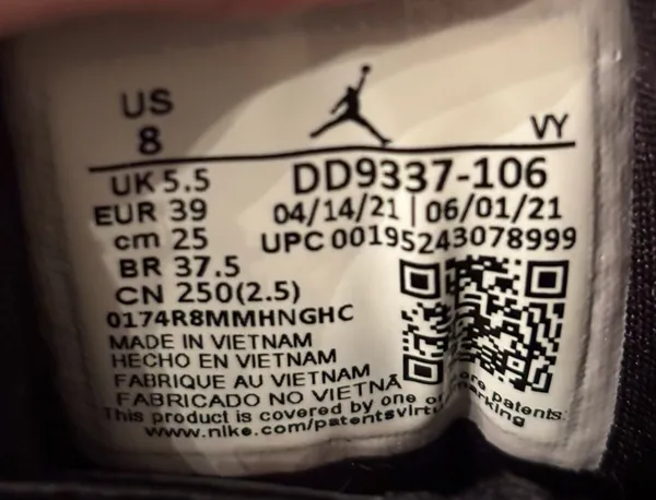 Wmns Air Jordan 1 Low SE Utility ‘White Black Red' - Image 7