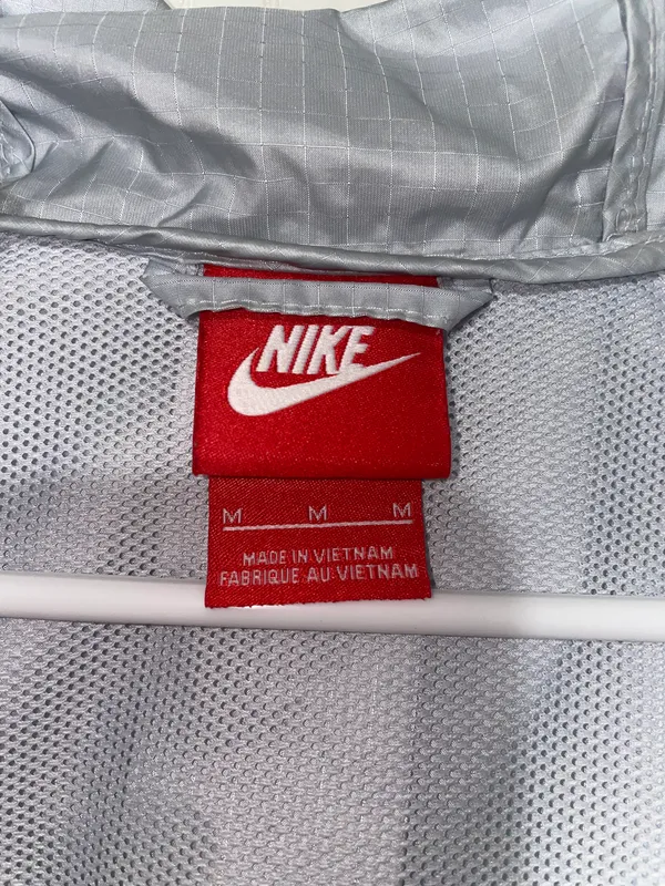 Nike Windbreaker - Image 3