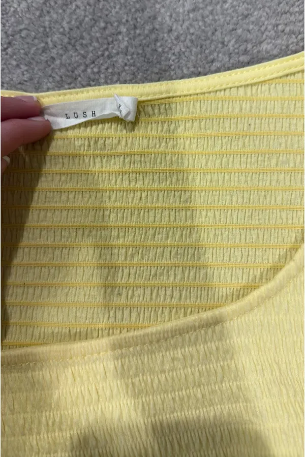 Lush Top Yellow Size M - Image 2