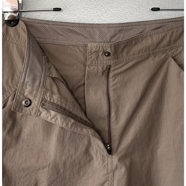 LL Bean Ripstop Shorts Womens Size 16 Taupe Nylon Hiking Gorpcore Granola Girl - Image 4