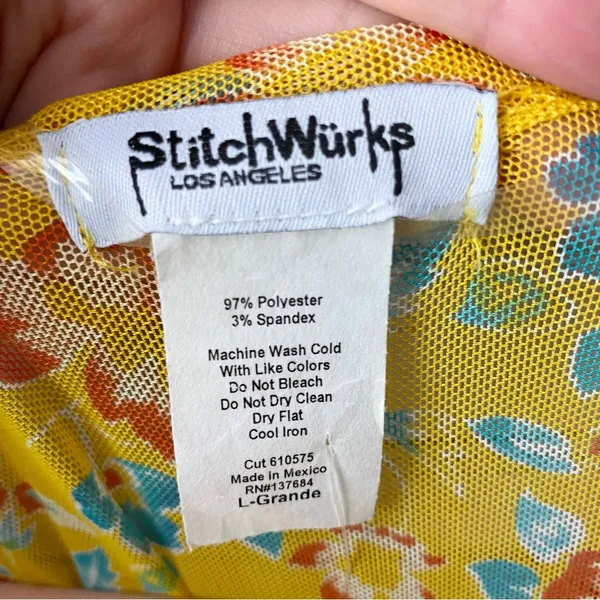 Boutique NWOT Yellow Mesh Floral Kimono Large - Image 4