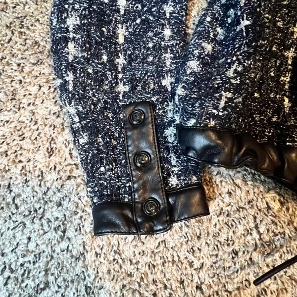 White House Black Market Navy Tweed Cropped Jacket Faux Leather Trim Small‎ - Image 2
