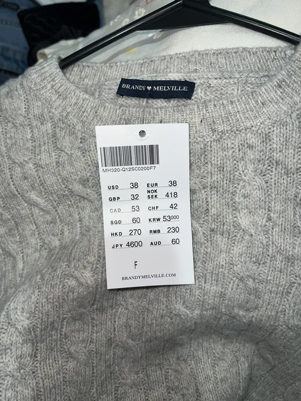 Brandy Melville Winona Sweater - Image 3