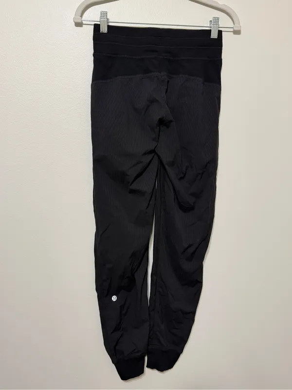 Lululemon Dance Studio Joggers in Black Size 2 New Square Size Dot - Image 5