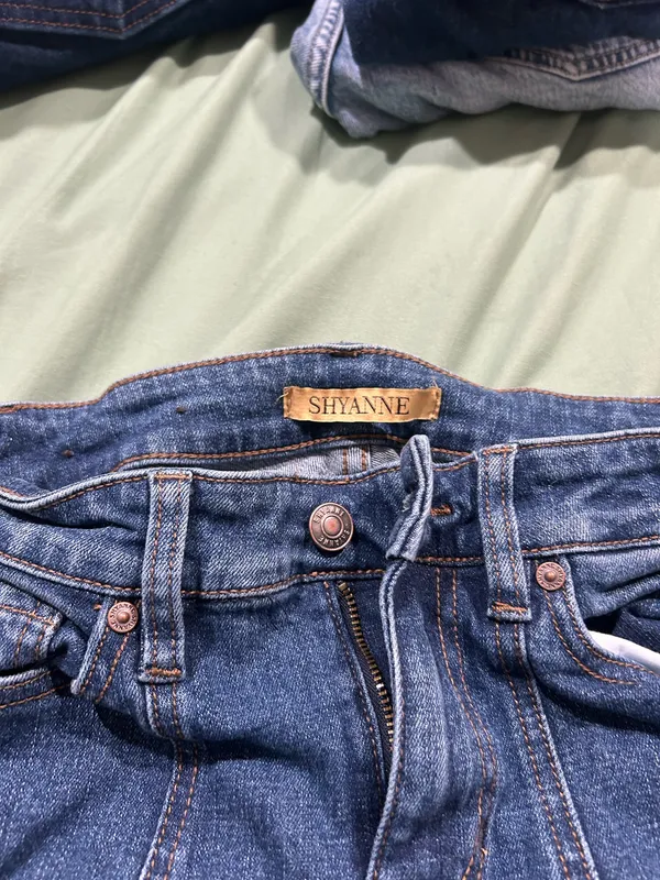 Shyanne Bootcut Jeans - Image 4