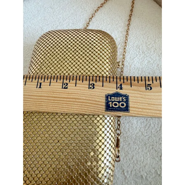 Lulus Clutch Bag Women's Gold Detachable Crossbody Chain Strap Clasp Closure - Image 7