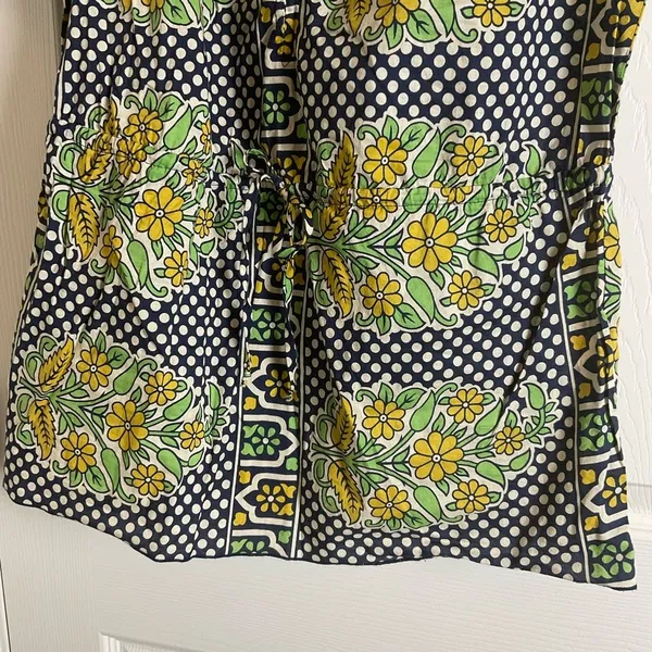 Floral Print Women's Top 100% cotton size medium - Image 5
