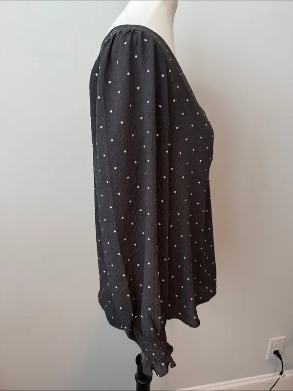 Loft V-Neck Long Sleeve Charcoal Polka Dot Blouse Top Women's Medium - Image 5