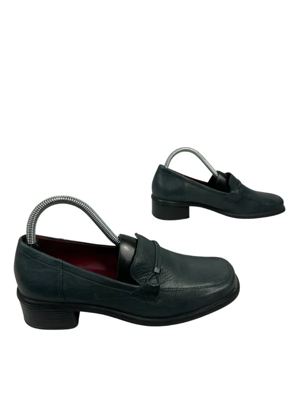 Naturalizer Womens Leather Loafers Black Size 7.5M Slip-On Comfort Shoes - Image 3