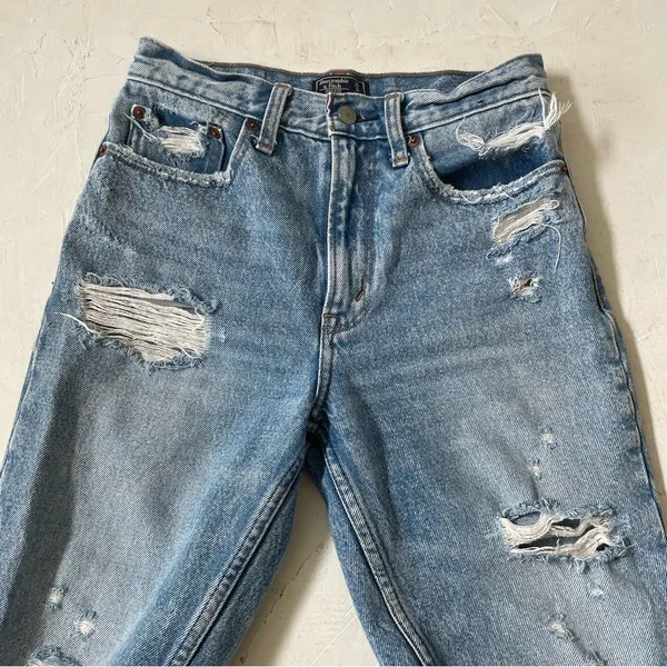 Abercrombie and Fitch Mom Jeans Ripped Distressed Jeans Size 25 - Image 8