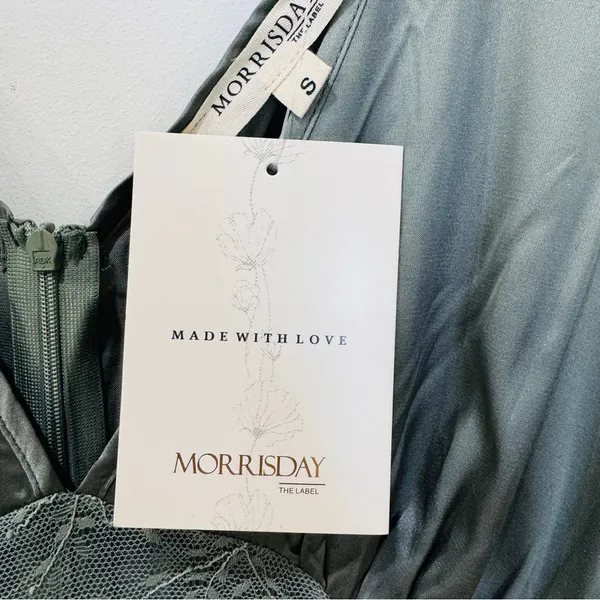 Morrisday The Label Dusty Green Satin Lace V-Neck Midi Dress Size NEW - Image 6