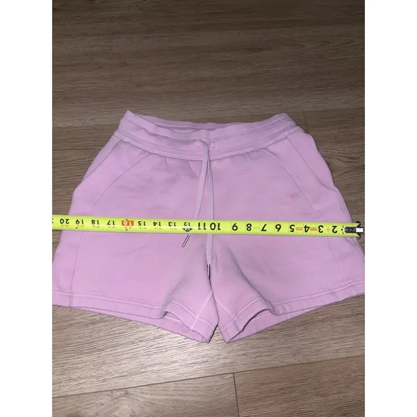 Lululemon Scuba High-Rise Shorts Pink Size 6 Drawstring Pockets Women - Image 6