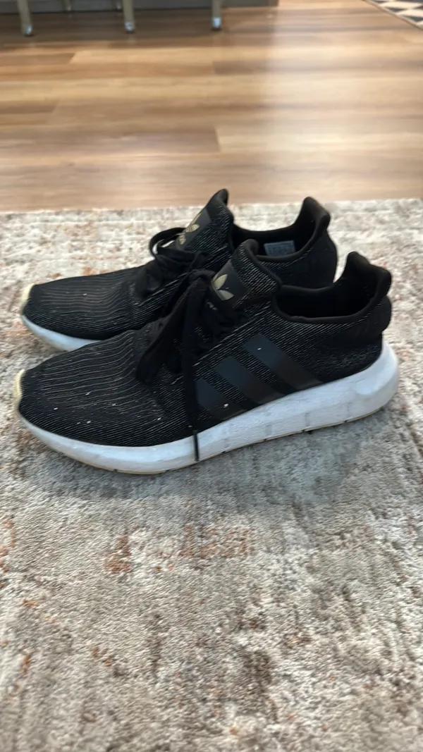 Adidas Sneakers - Image 5