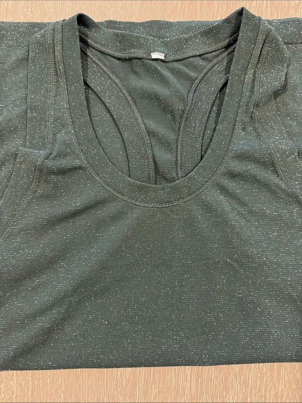 Athleta Shine momentum tank top - Image 5