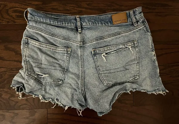 American Eagle Relaxed Short - Image 2