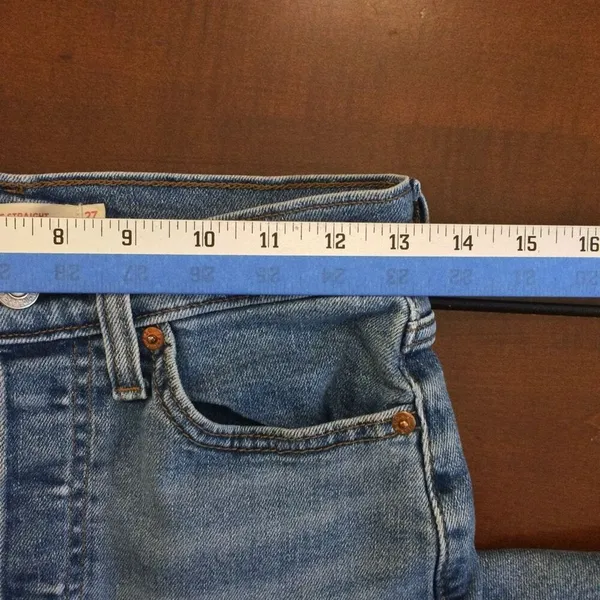 Levi’s Wedgie Straight Jeans 27 button fly raw hem - Image 2