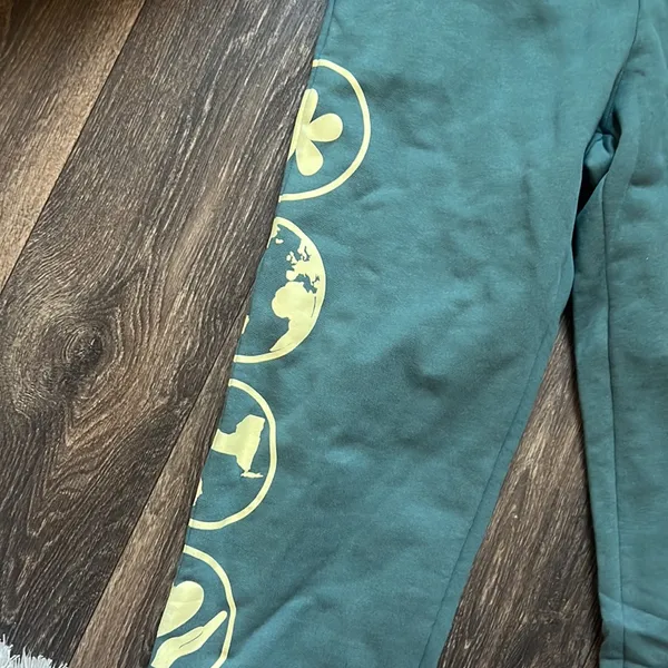 Toms X Krost Sweatpants Green - Image 2