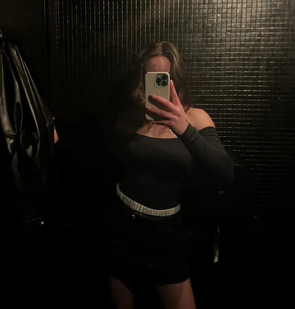 Zara Mini Skirt - Image 4
