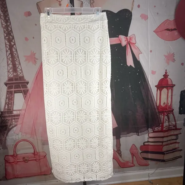 NEW APRICOT crochet lace maxi skirt with split in off white - Image 2