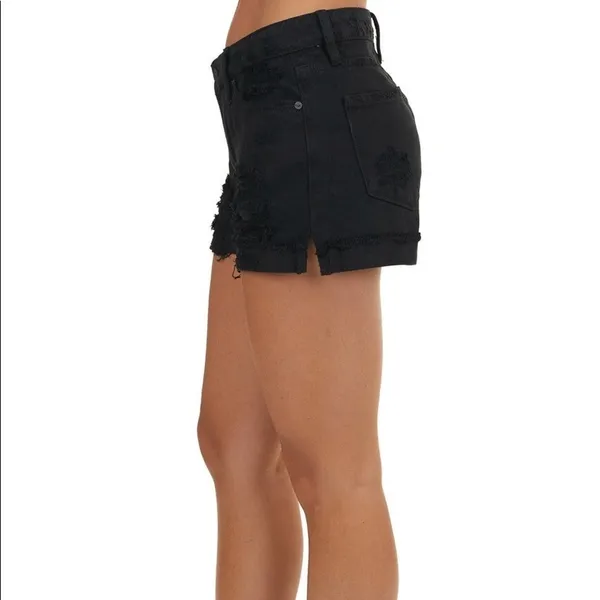 KanCan Woman’s High Rise Stretchy Black Distressed Jean Shorts - Size W9 - Image 9