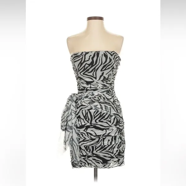 NWT Elliatt Toni Mesh Mini Dress‎ S - Image 6
