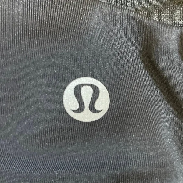 Lululemon Women's Black Strappy Yoga Workout Athletic Sports Bra Crop Top Size S - Image 4
