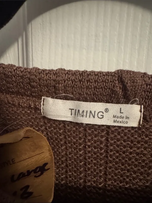 Timing Cropped Cable-Knit Sweater - Brown - Image 2
