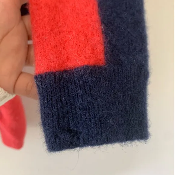 C By Bloomingdales‎ Red/Blue Long Sleeve Cashmere Sweatshirt - Image 5