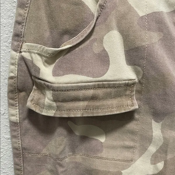 Hollister Camouflage Ultra HighRise Mom-Waisted Pants - Image 7