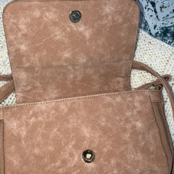 Bloggers favorite tan vegan boho crossbody bag - Image 7