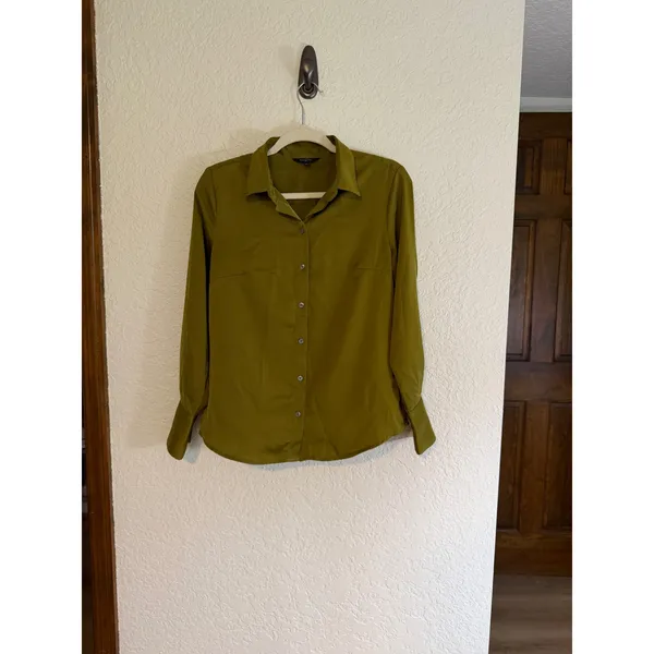 Banana Republic Silky Classic Blouse Dark Palm Green S Womens Long Sleeve Button - Image 5