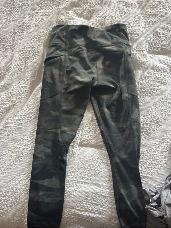 Athleta Olive Camo High-Waist Performance Leggings - Image 5