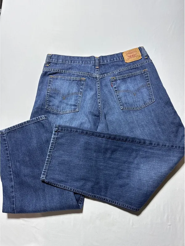 Levi's 577 Lower Rise Loose Fit Jeans - Image 4