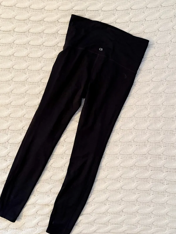 GAP Black Maternity High-Waist Leggings - Image 4