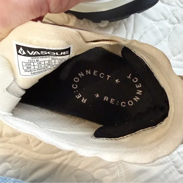 Vasque Women’s Here Mid Hiking Sneaker Sz 8 White - Image 9