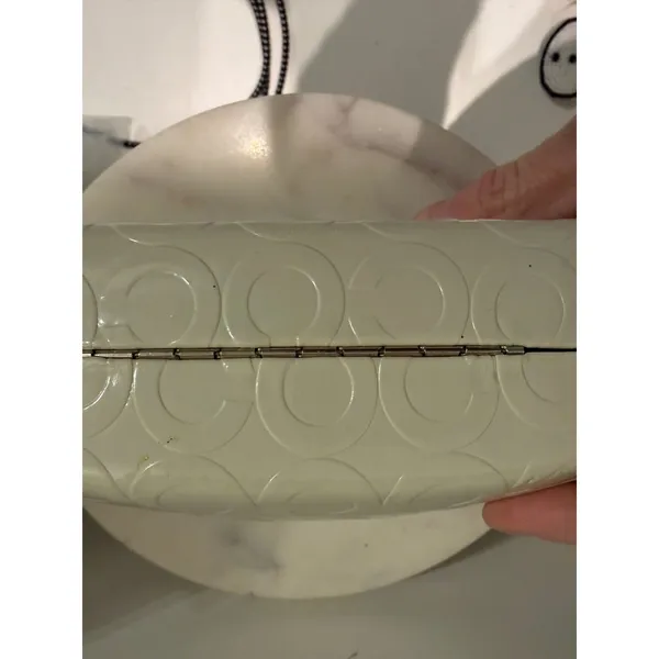 Coach White Embossed Signature Hard Shell Glasses‎ Case - Image 4