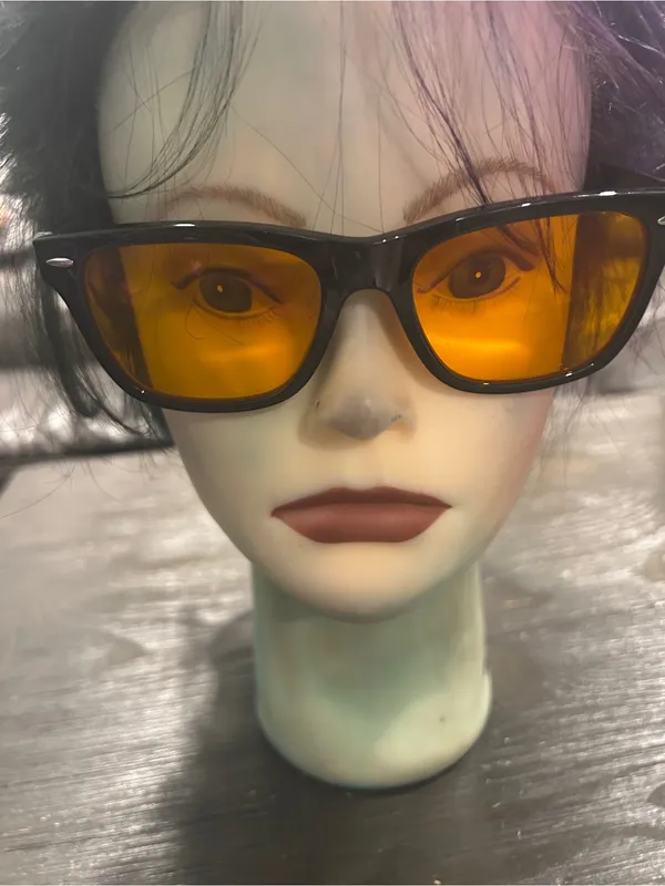 Black Frame Sunglasses with Amber Lenses unisex - Image 6