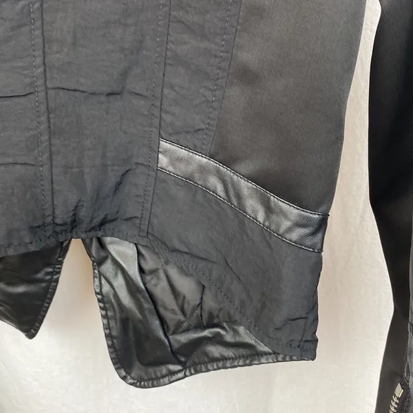 Cache Black Vegan Faux Leather Cropped Collarless Moto Zip Jacket XS - Image 5