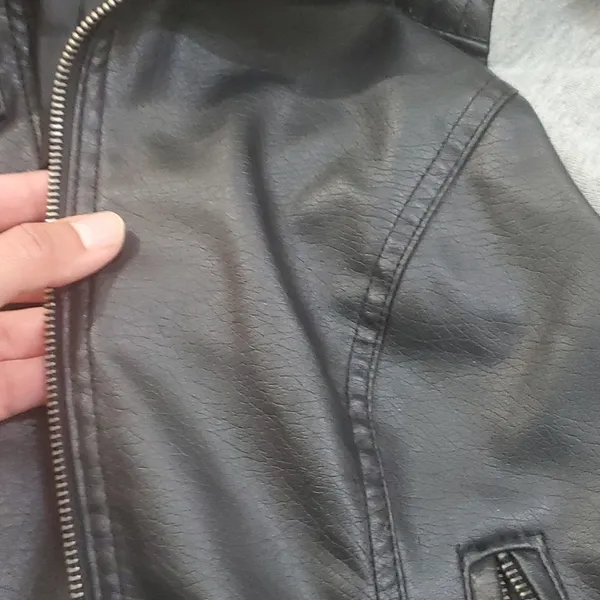 Boy meets girl jacket size small black with gray - Image 7