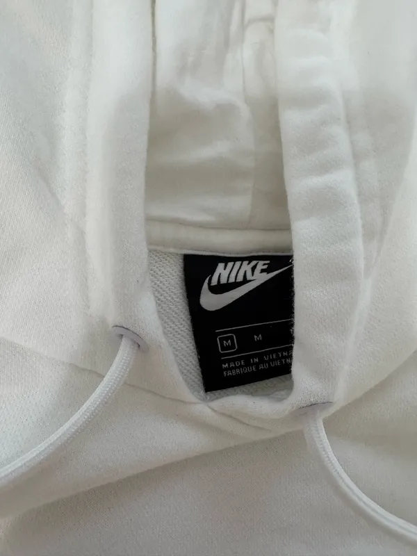Nike Cropped Hoodie - Image 2
