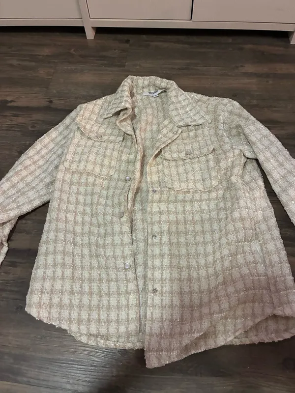 Steve Madden Never worn button down shirt jacket  - Image 2