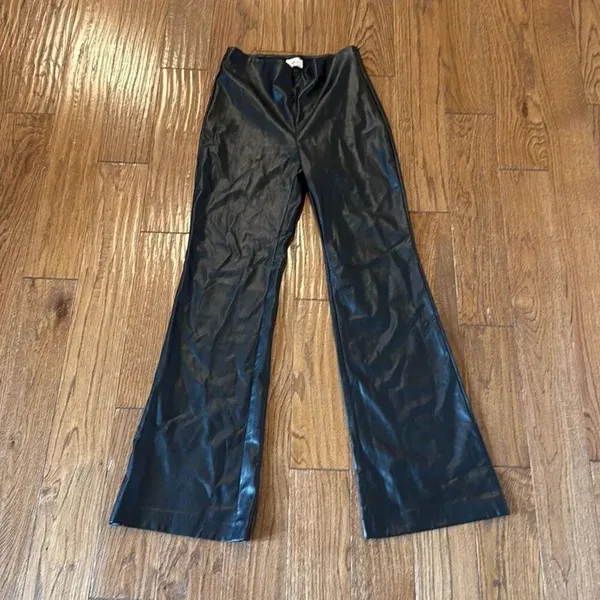 Aritzia Wilfred black faux leather pull on flare pants size 4 - Image 5