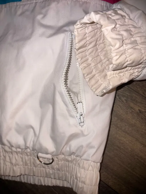 Women’s Vintage Ski Jacket Medium/Large Ski Lion White - Image 6