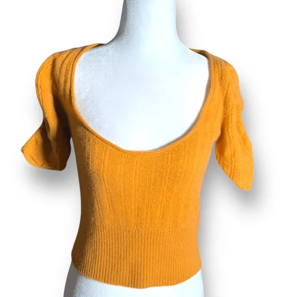 Free People Ava Cashmere Cropped Scoop Neck Sweater Short Sleeve‎ Goldenrod XS - Image 2