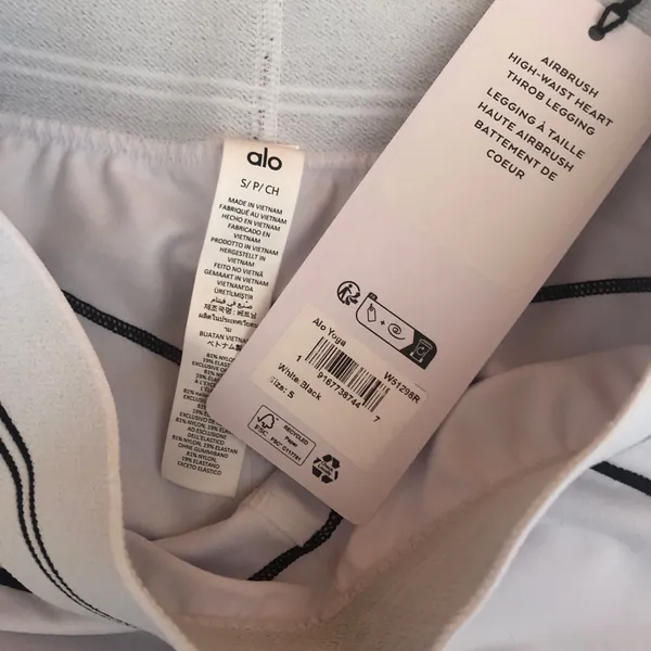Alo Yoga Airbrush High-Waist Heart Throb Legging White/Black S - Image 4