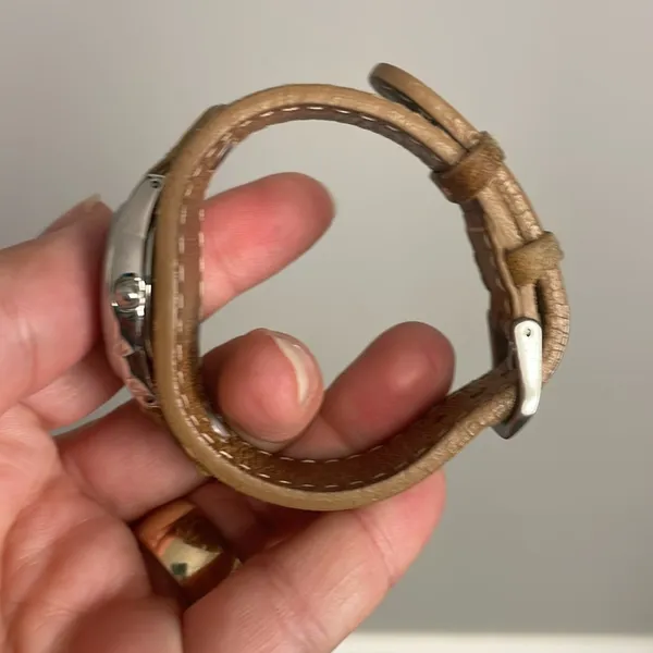 Fossil Leather Brown Tan Womens Watch Adjustable - Image 3
