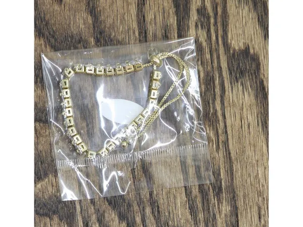 NEW Interlocking Slider Adjustable Tennis Bracelet Gold / Clear - Image 4
