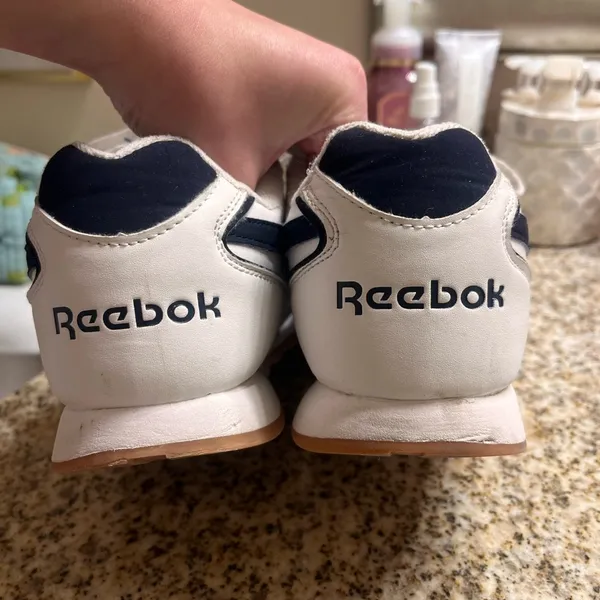 Reebok shoes - Image 2
