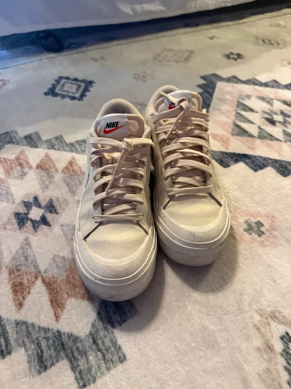 Nike Blazer Low Platform - Image 2
