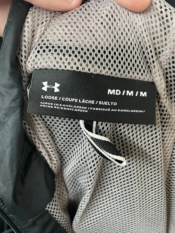 Under Armour Half Zip Thin Hooded Windbreaker Jacket Loose Fit- Size Medium - Image 7